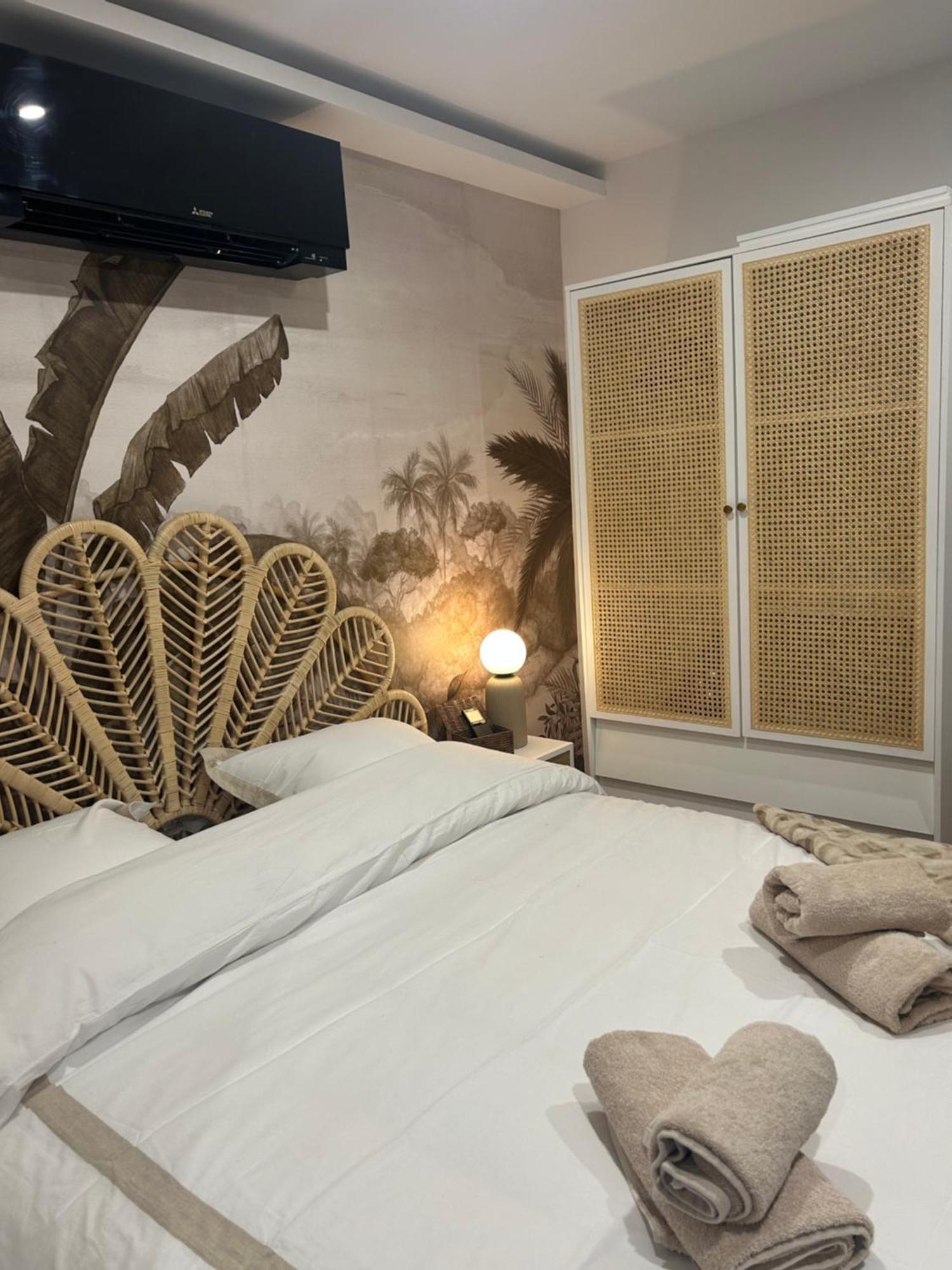 Studio Prestige Avec Terrasse Le Chene Dore Au Coeur Du Centre Touristique Cite Des Loisirs 200 M Du Galaxie,Face Au Snowworld Parking Gratuit Privatif Amneville Bagian luar foto