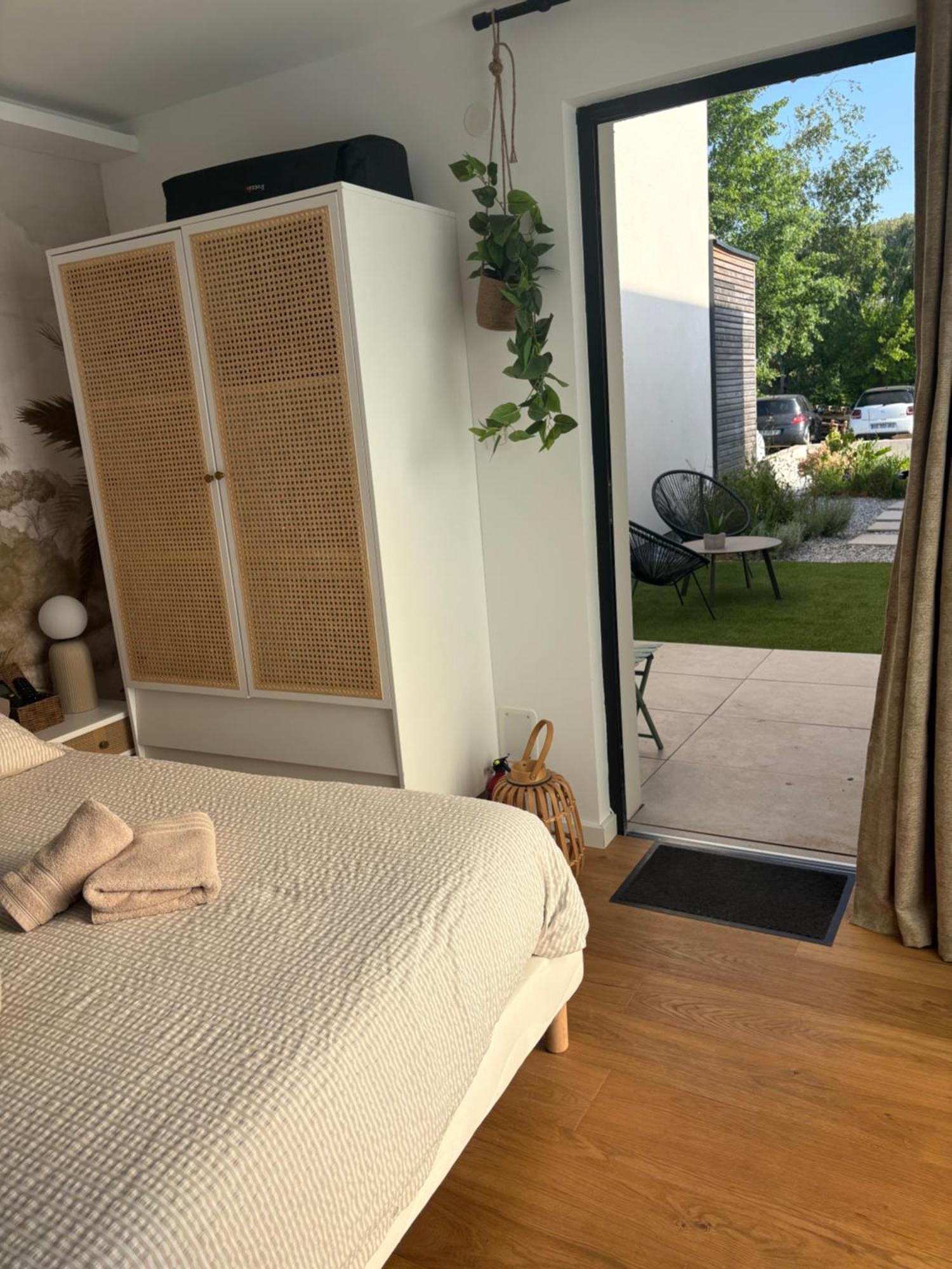 Studio Prestige Avec Terrasse Le Chene Dore Au Coeur Du Centre Touristique Cite Des Loisirs 200 M Du Galaxie,Face Au Snowworld Parking Gratuit Privatif Amneville Bagian luar foto